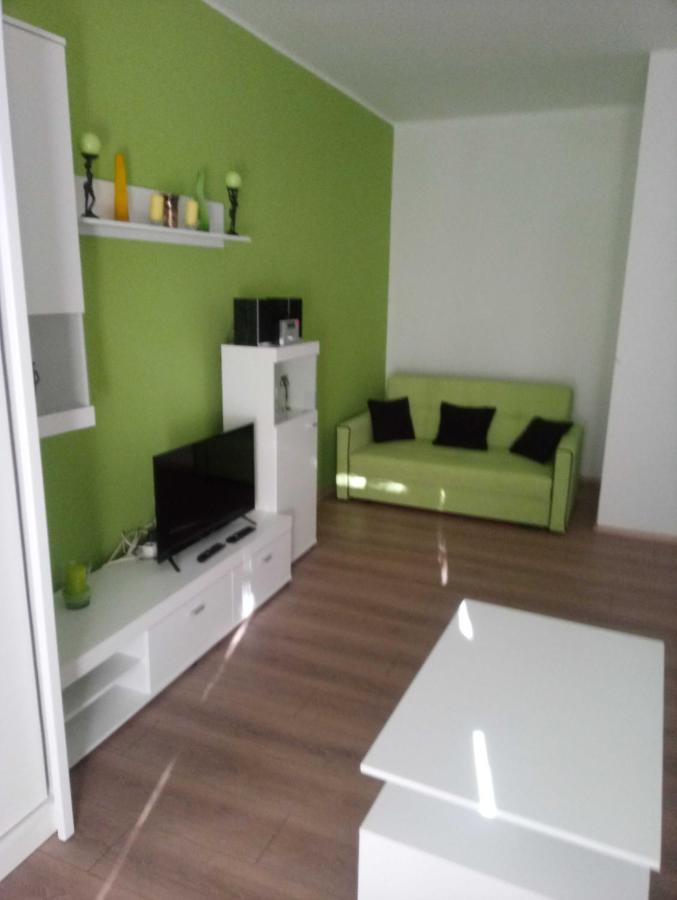 M&D Apartman Eger Eksteriør bilde