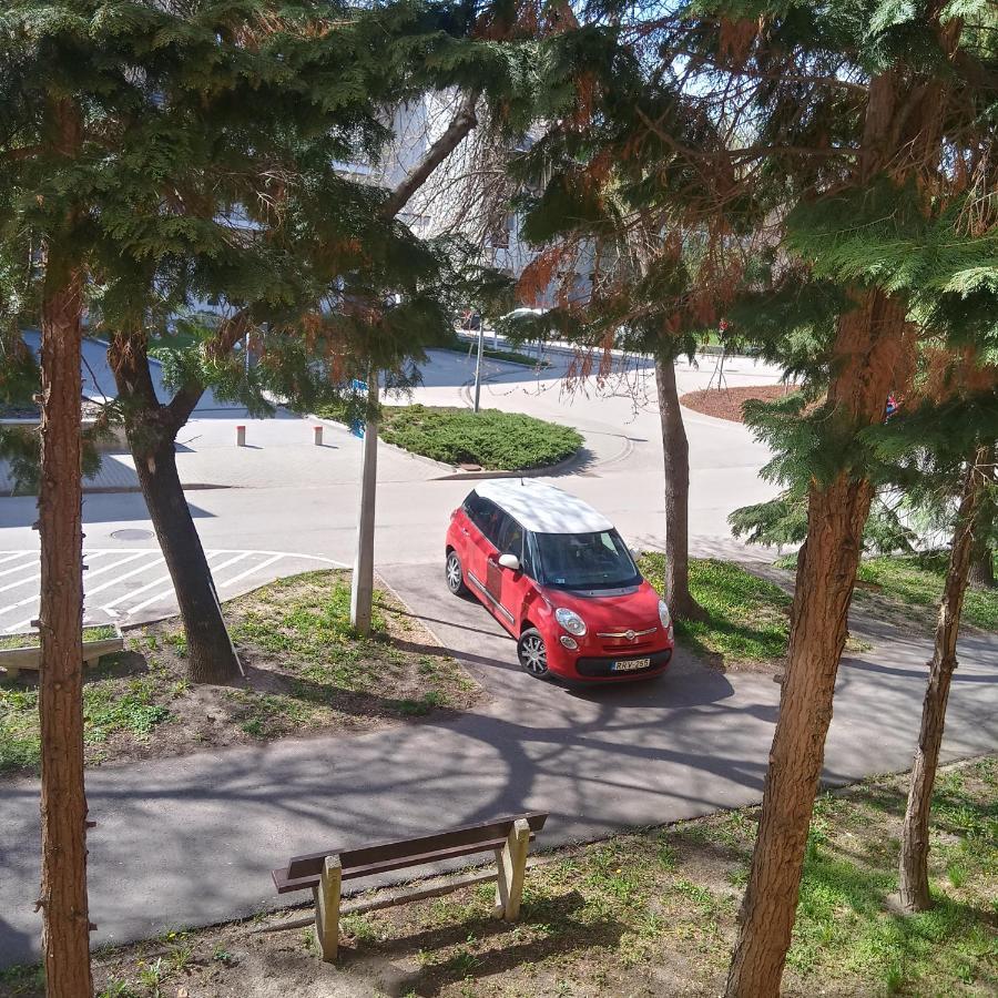 M&D Apartman Eger Eksteriør bilde