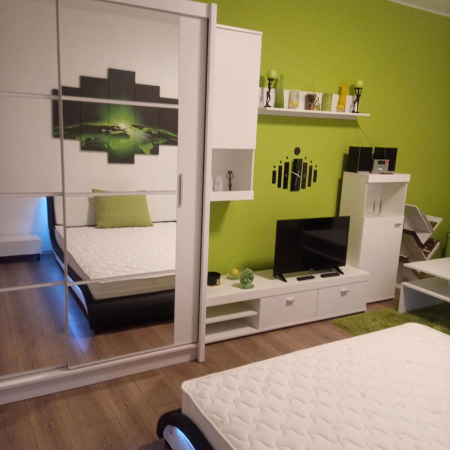 M&D Apartman Eger Eksteriør bilde