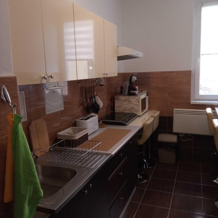 M&D Apartman Eger Eksteriør bilde
